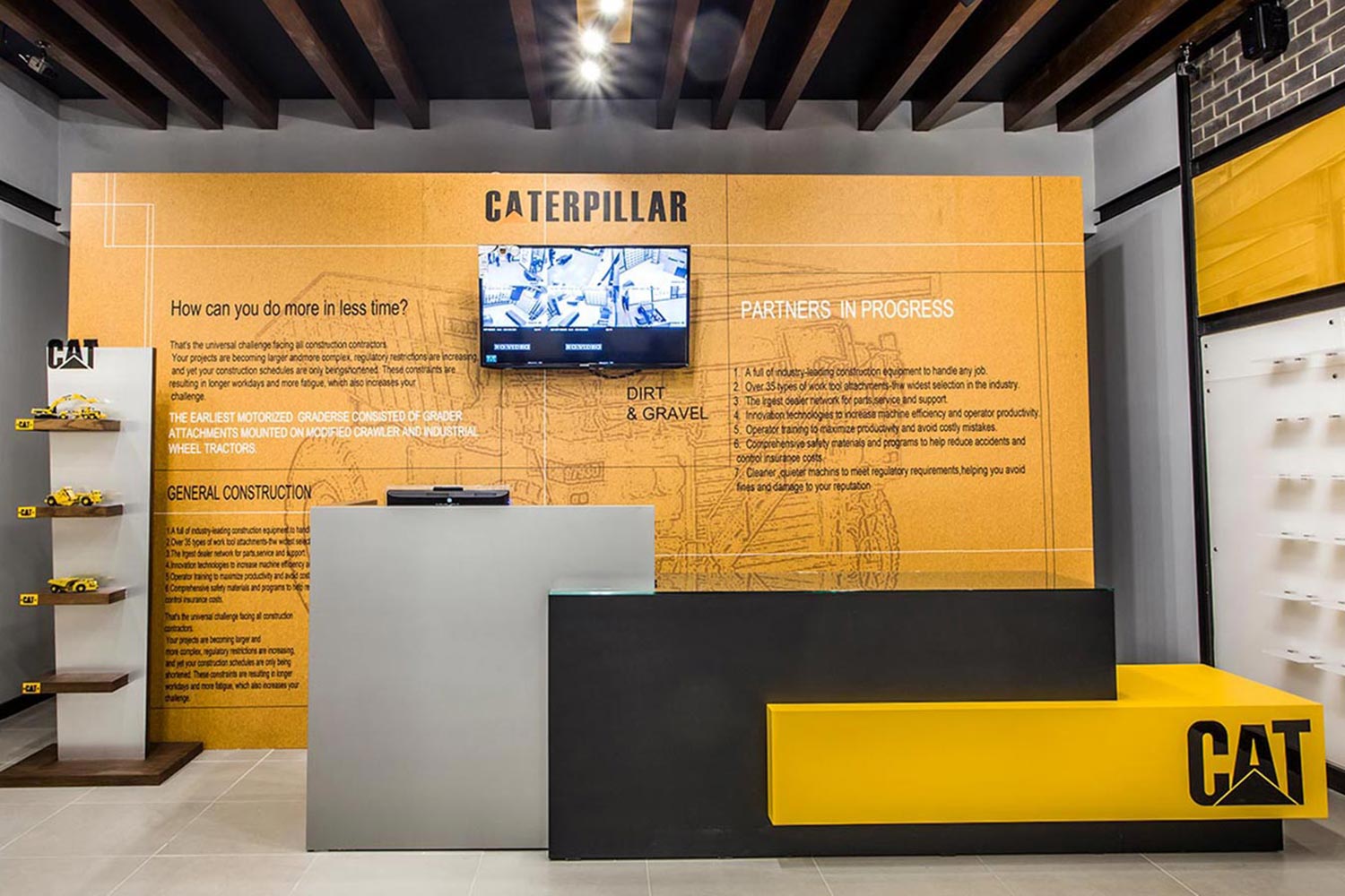 Caterpillar 1