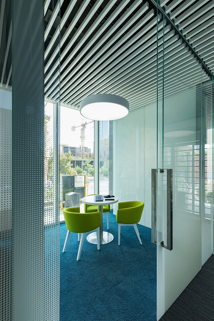 Mofid Securities Showroom