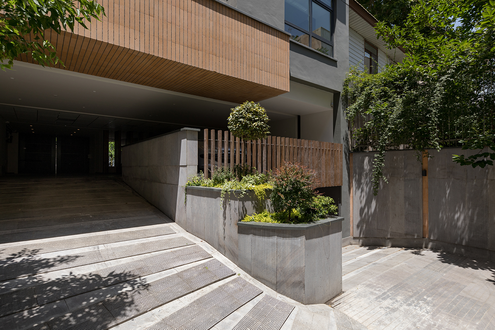 Shariati Office Building