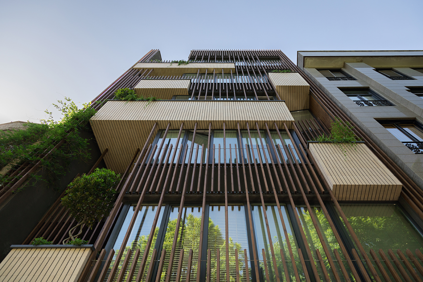 Shariati Office Building
